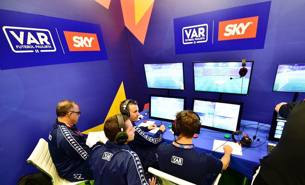 VAR analisou lances, e Fifa vê acerto em polêmicas de Brasil x