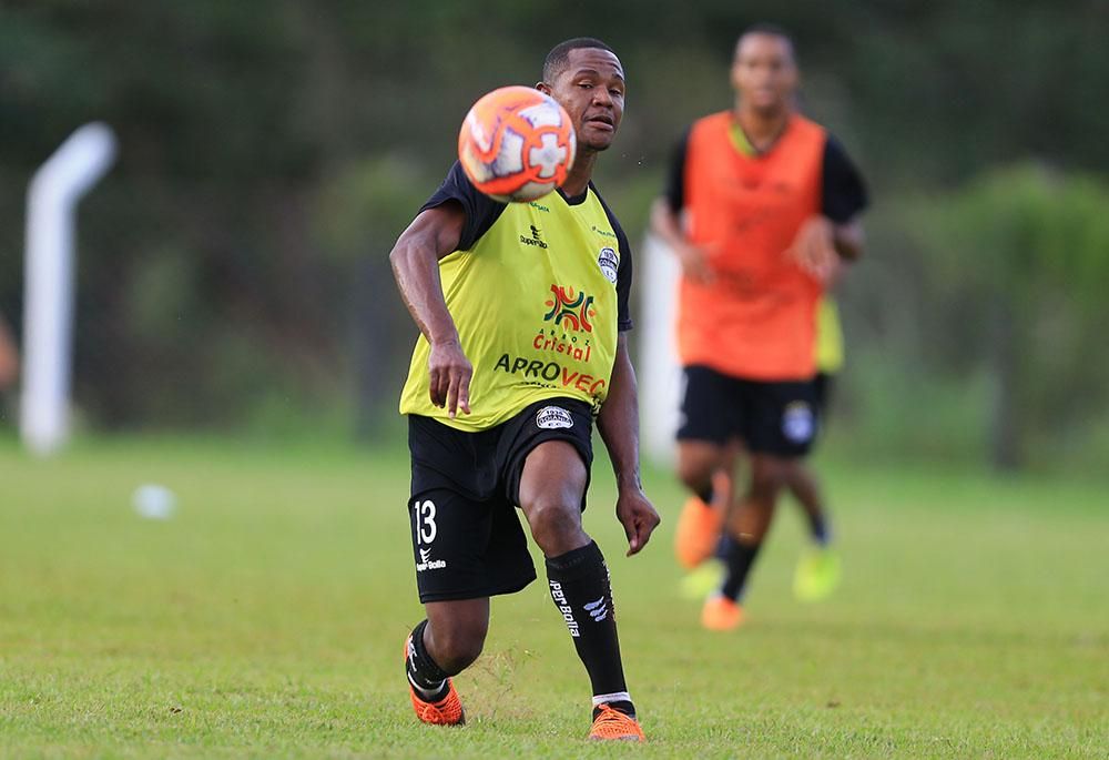 Campeonato traz mestres do xadrez, como Matsuura e Mequinho, a Goiânia