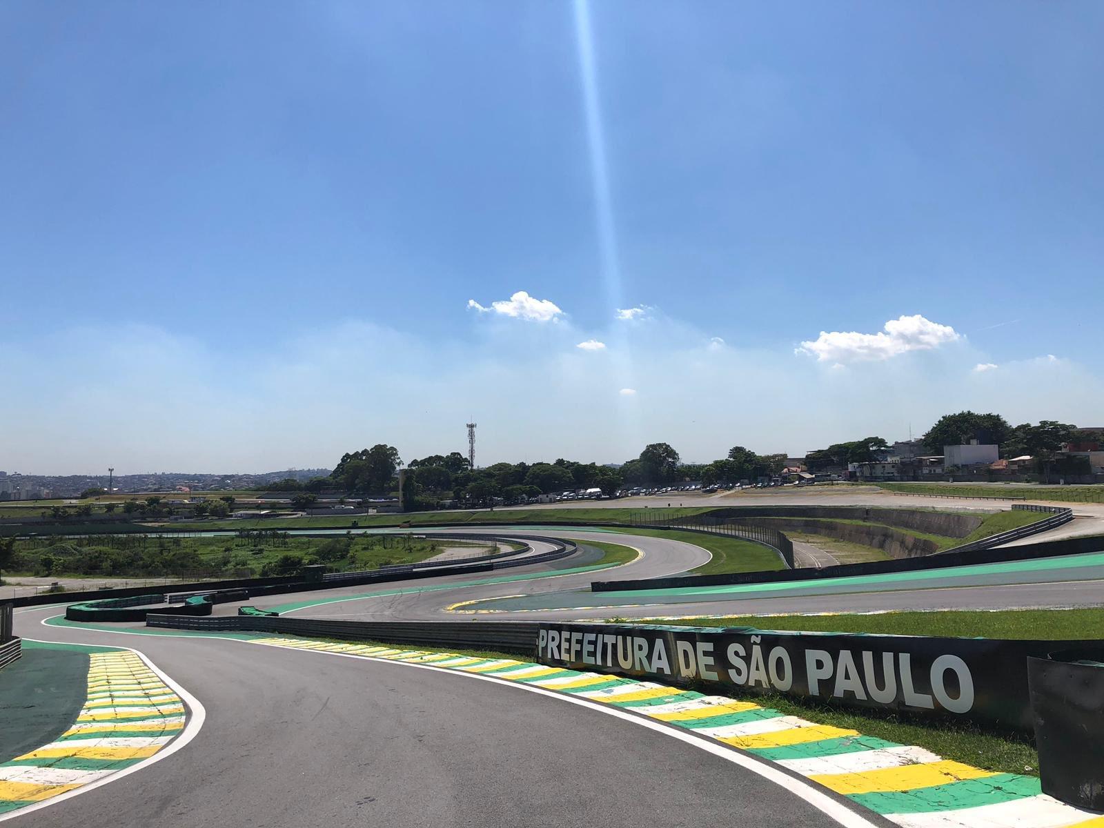 Após duas mortes, Prefeitura de São Paulo suspende corridas de moto no  autódromo de Interlagos