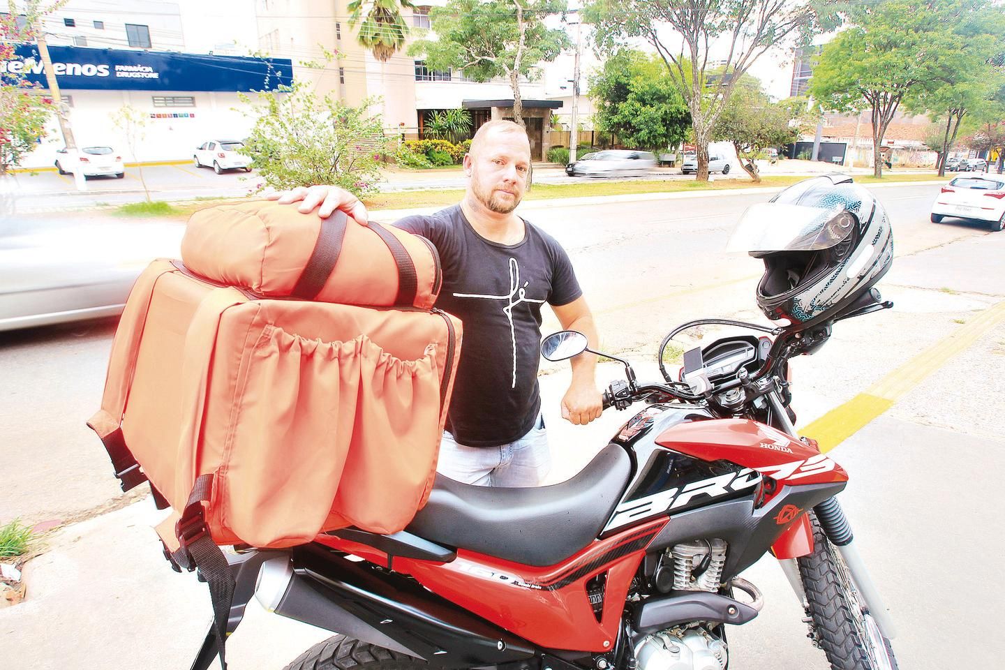 Aluguel de motos para entregadores, Mobilidade Estadão