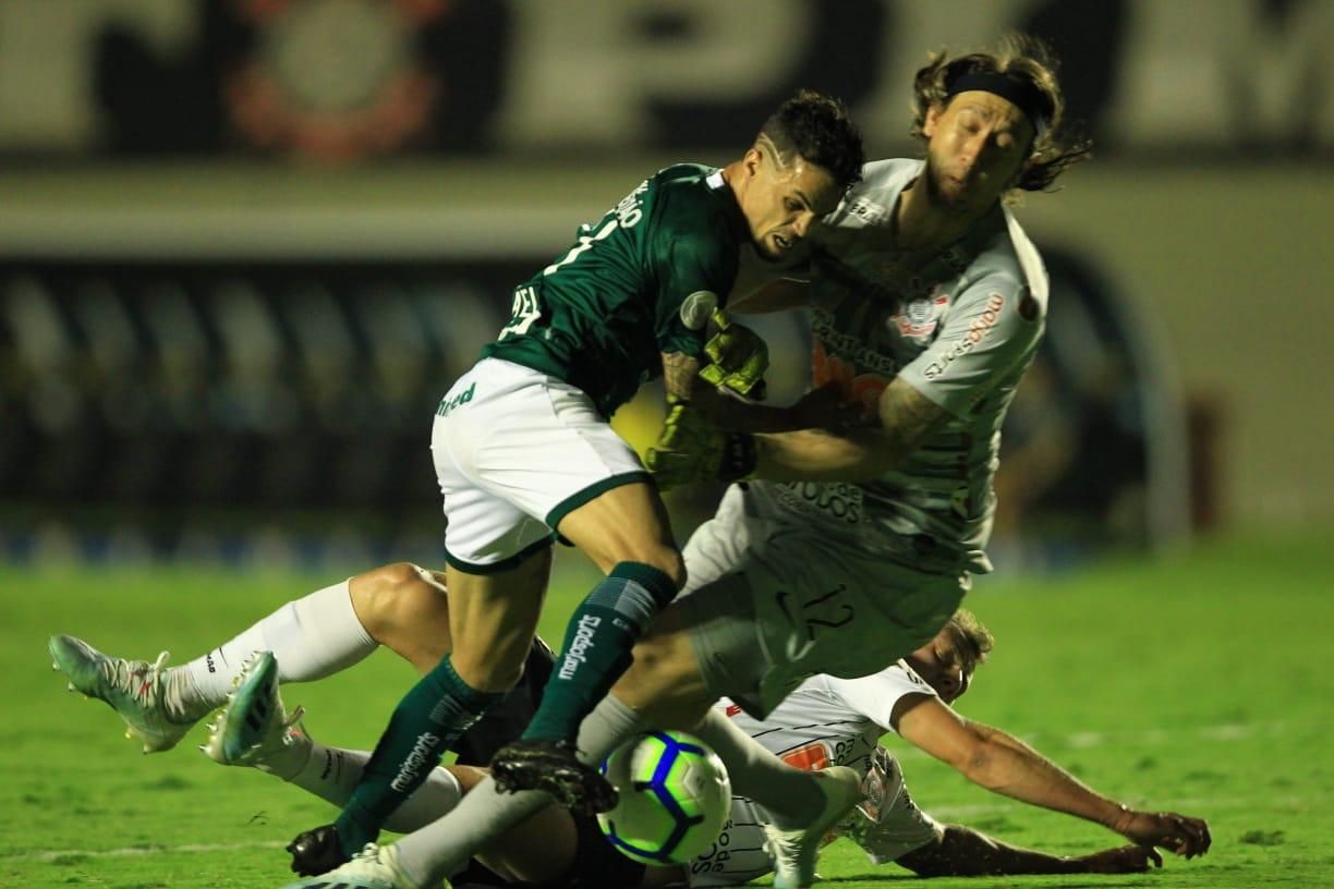 Corinthians joga mal e fica apenas no empate com o Goiás - VAVEL