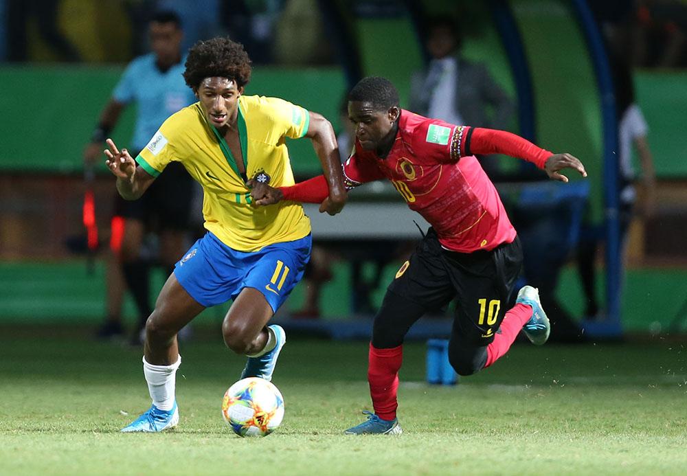 Agora é semifinal! Brasil vence Itália e avança na Copa do Mundo Sub-17