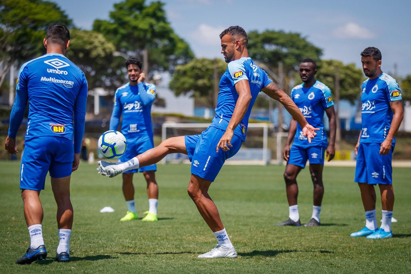 Com novidades em todos setores, Cruzeiro está definido pra encarar o Vasco;  veja