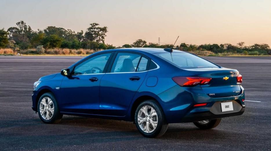 Novo Chevrolet Onix Plus 2020 tem venda suspensa por risco de