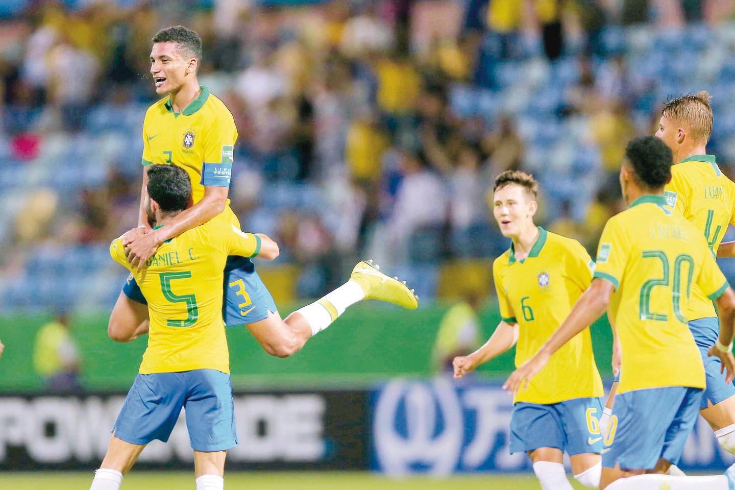 Disputa 3.º/4.º lugar da Copa América: Perú X Paraguai em direto