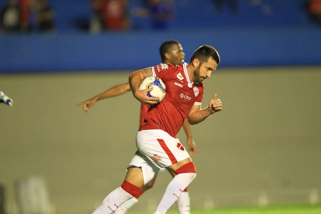 Com empate, Vila Nova aumenta jejum de vitórias no Serra Dourada