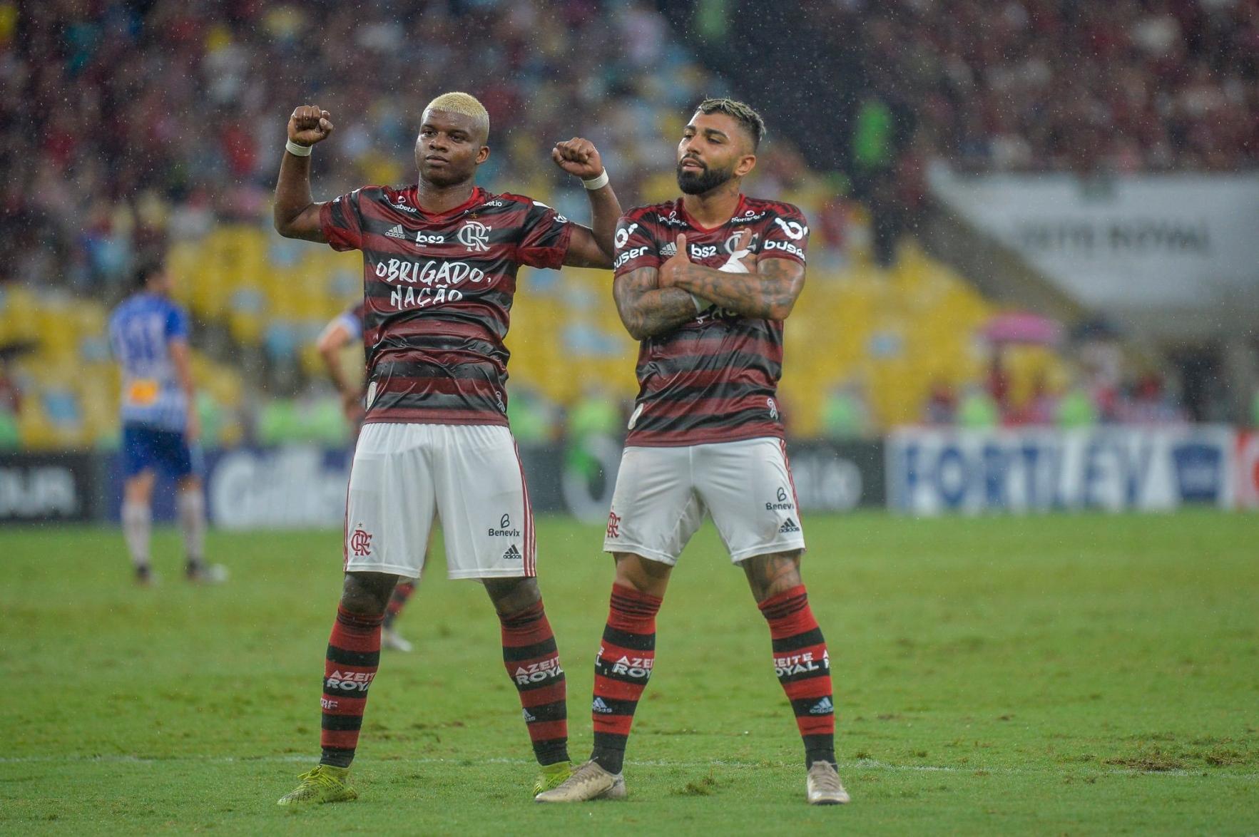 Flamengo enfrenta o Red Bull Bragantino visando topo da tabela