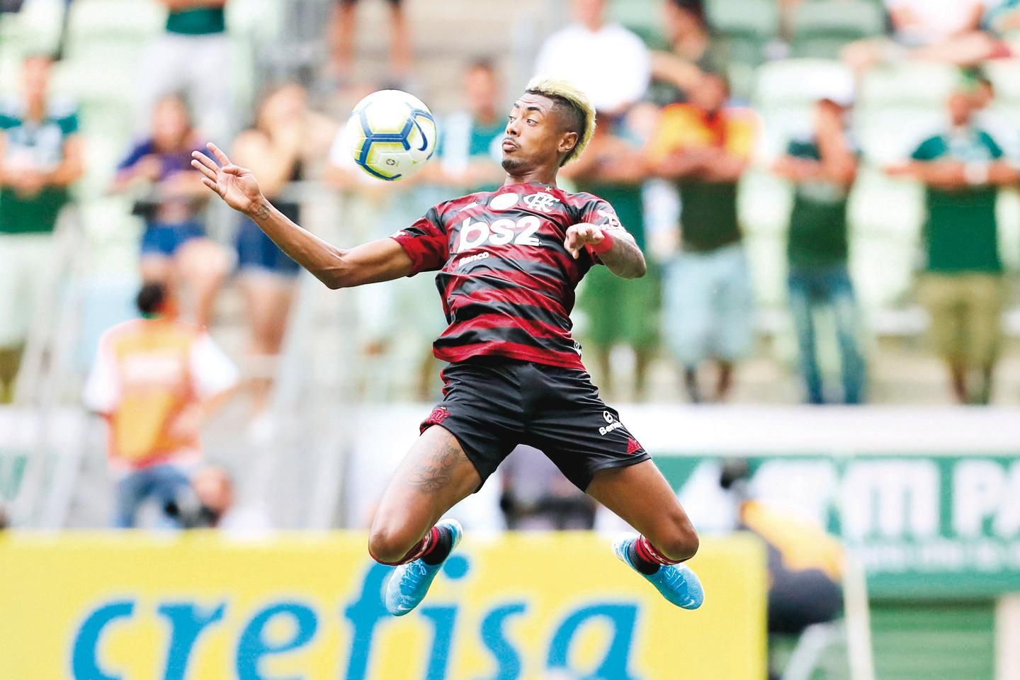 Rival do Fluminense na semi é maior campeão africano e experiente no Mundial  