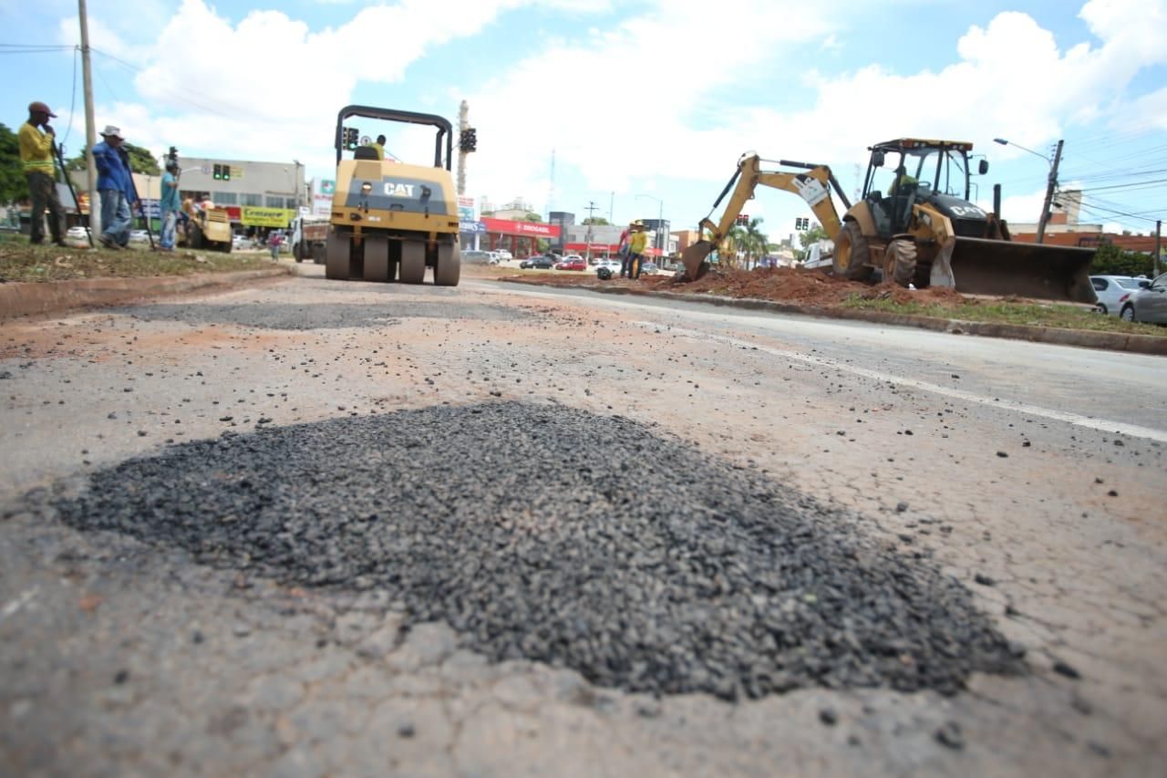 Seinfra realiza operação tapa-buracos em Aparecida de Goiânia | O Popular