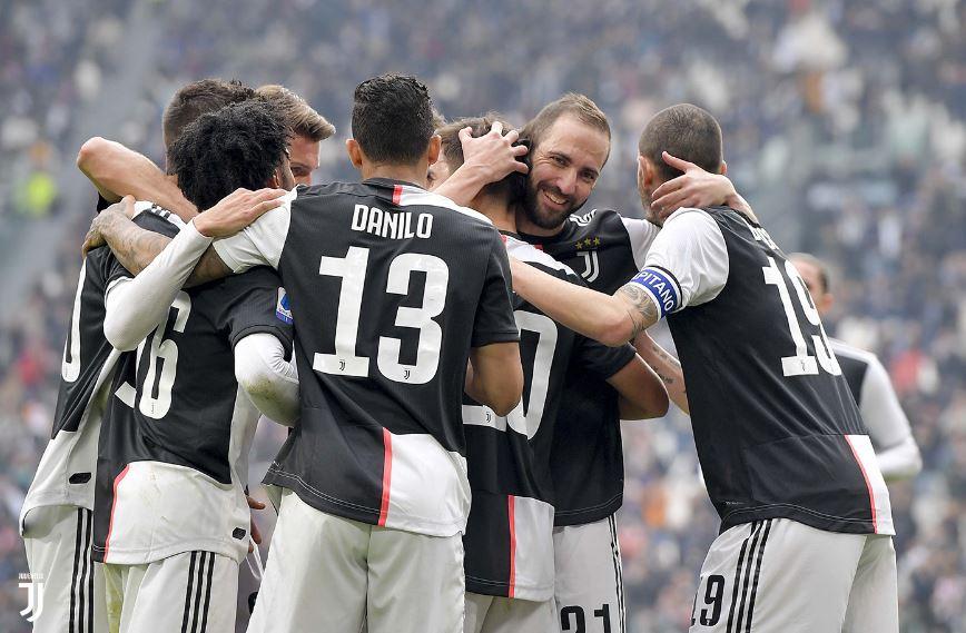 Torino vence Lazio e deixa segundo lugar à disposição da Juventus