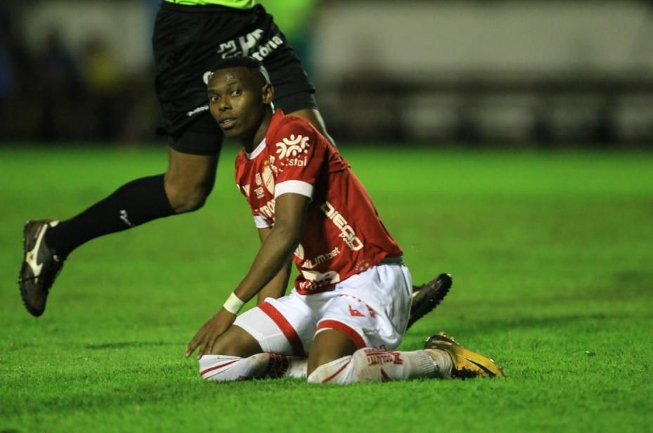 Ponte Preta vence Coritiba de virada e agora surge a pergunta: o