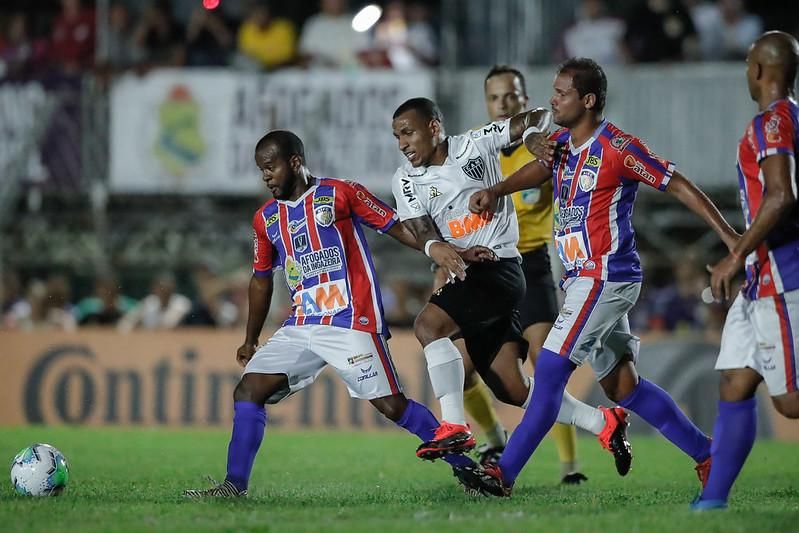 Atlético-MG bate Flamengo em longa disputa por pênaltis e conquista  Supercopa do Brasil