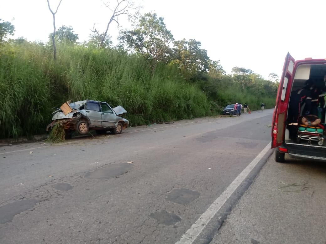 VÍDEO – Carro é flagrado transitando na contramão da Via Expressa