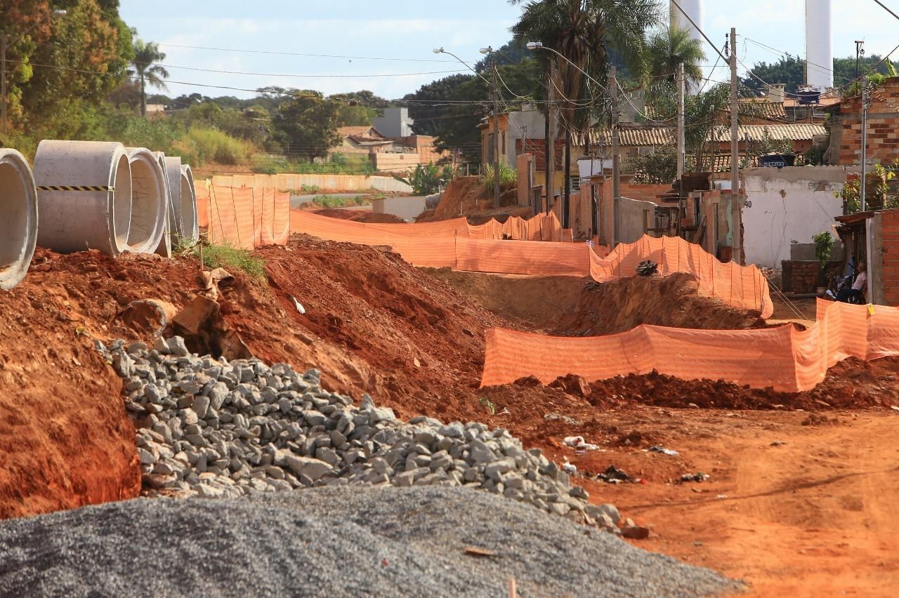 O GOVERNO MUNICIPAL DE SANTO ANTÔNIO DO LESTE REALIZOU PROCESSO DE