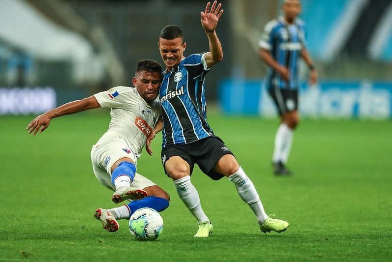Vasco busca respiro contra o Grêmio no Sul