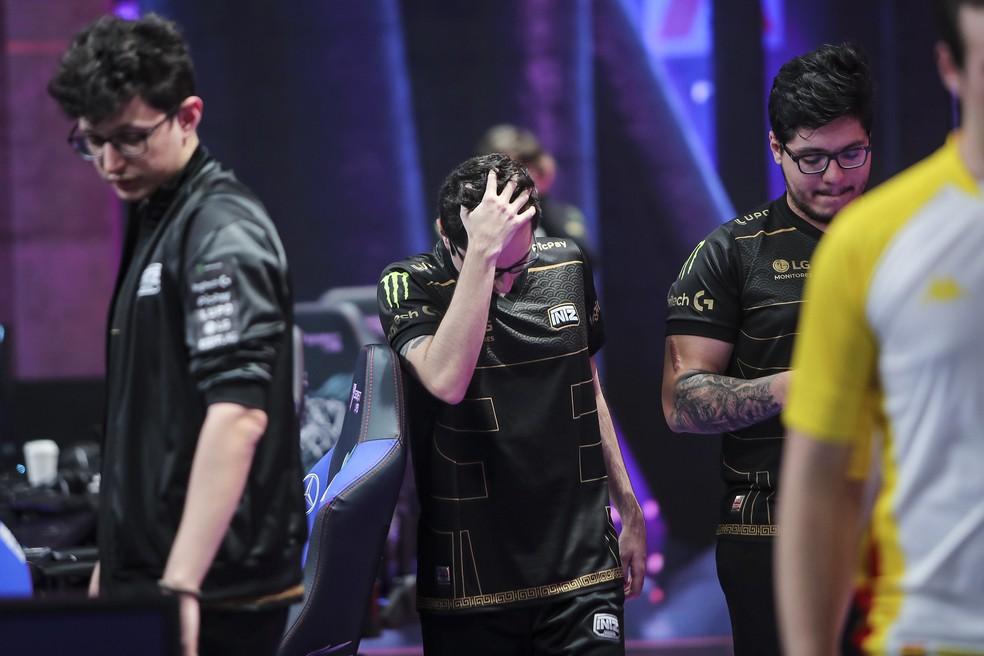 INTZ estreia com vitória no Mundial de League of Legends