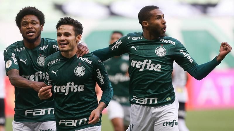 Wesley Natã comemora fase no Bahia: 'Momento que todo menino