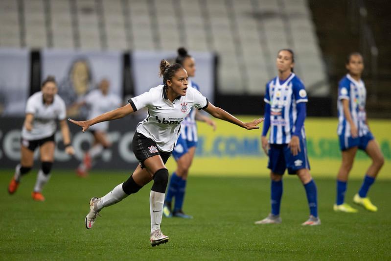 Premiação do Brasileiro Feminino não chega a 1% do valor pago