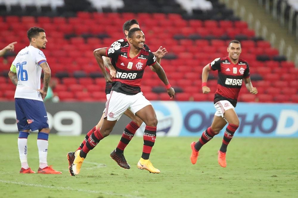 São Paulo bate Bahia pelo Brasileiro e zera chance de jogar Série B em 2024  > No Ataque