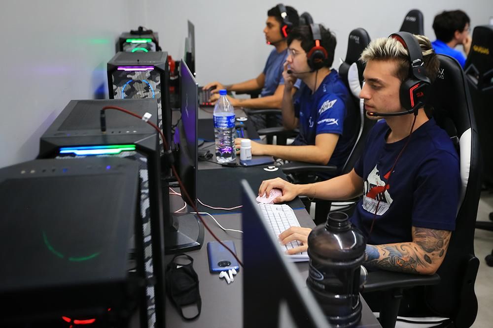 FURIA contrata bicampeão brasileiro de xadrez Krikor Mekhitarian, esports