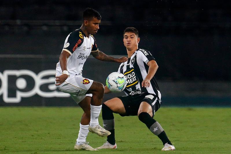 Botafogo perde para o Sport e está rebaixado para a Série B do Brasileirão