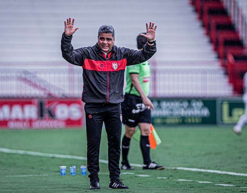 Sem Osman, Chamusca deve escalar Lucas Cardoso no ataque do Botafogo-SP, botafogo-sp