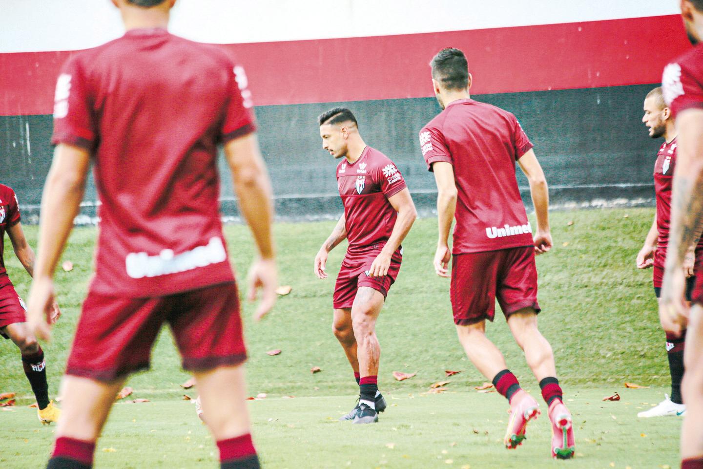 Joinville x Atlético-GO: onde assistir, escalação, horário e as últimas  notícias