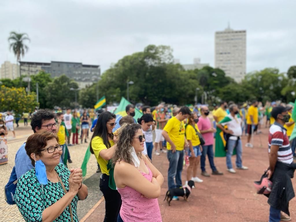 Bariani Ortencio chega aos 100 anos como memória viva da cultura e da  história de Goiás