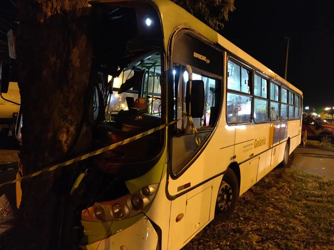 Como chegar até Praça Criativa em Senador Canedo de Ônibus?