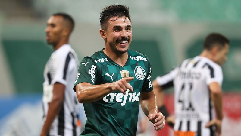 Fracasso do Palmeiras mantém Corinthians como único sul-americano