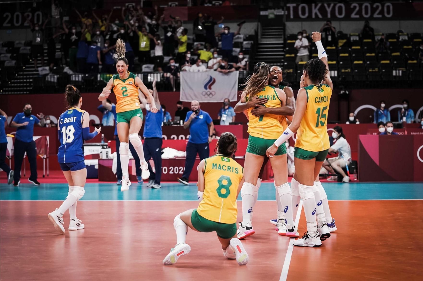 Brasil vence o México no tie-break e está na final do vôlei feminino