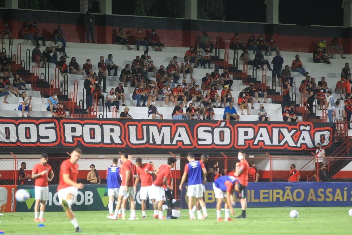 Clubes aprovam volta do público nos jogos do Brasileirão no fim de