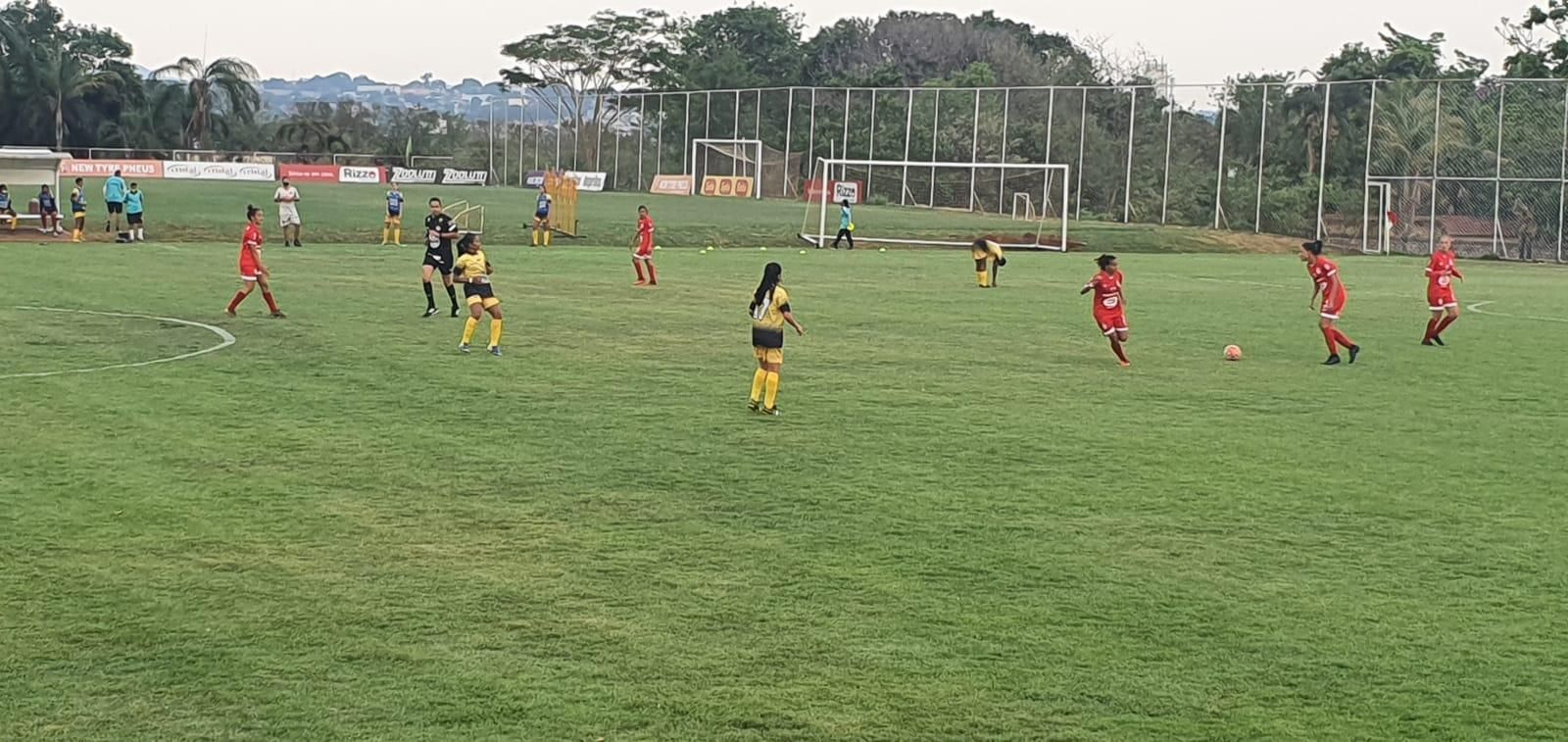 Três jogos marcam começo do 2º turno do Goianão feminino