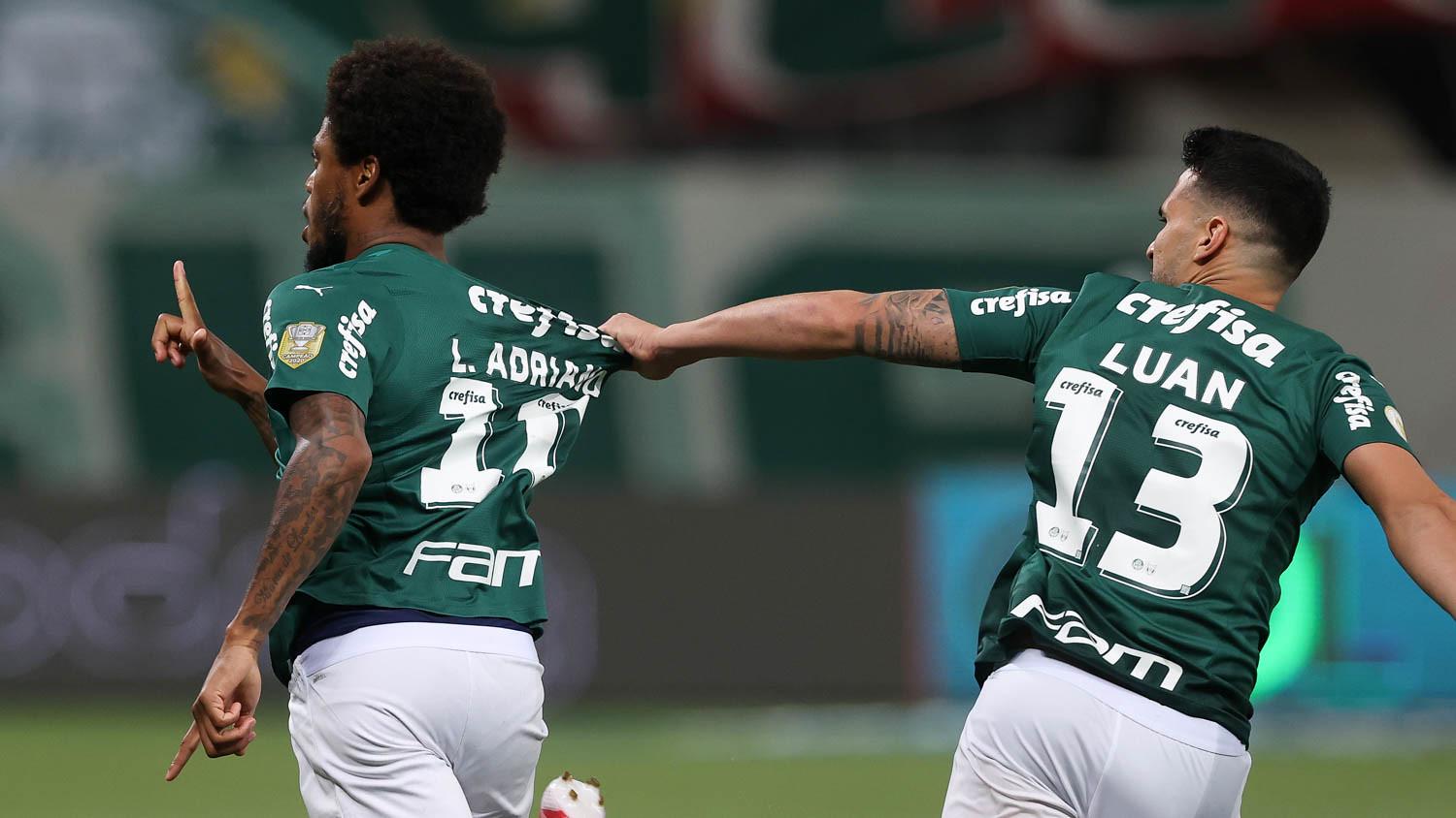 Palmeiras supera Coritiba no Allianz Parque após 3 empates seguidos