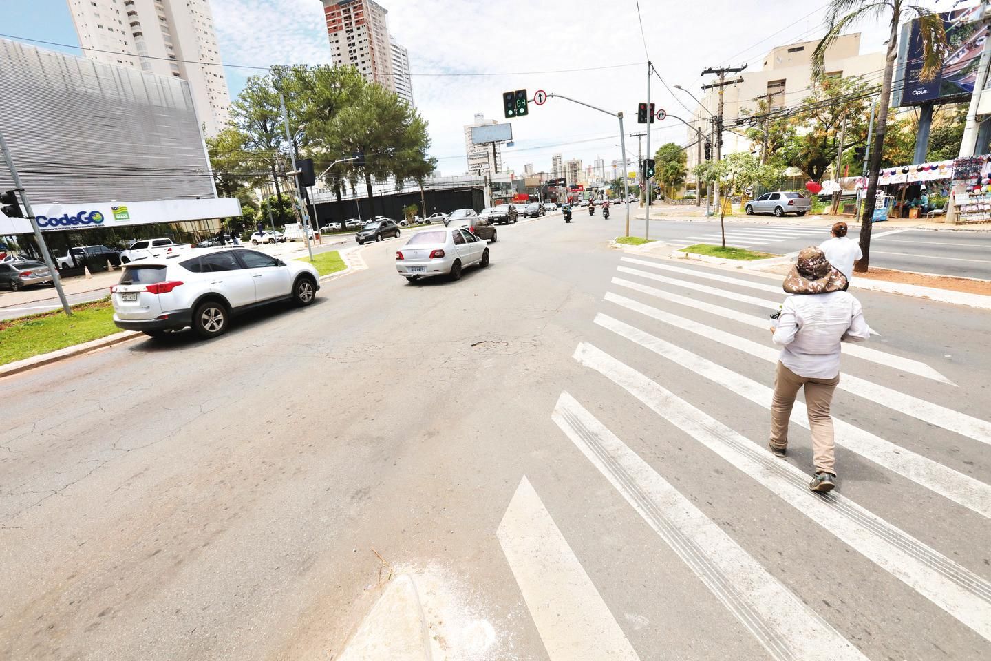 Prefeitura de Quatro Pontes atenderá em horário especial amanhã