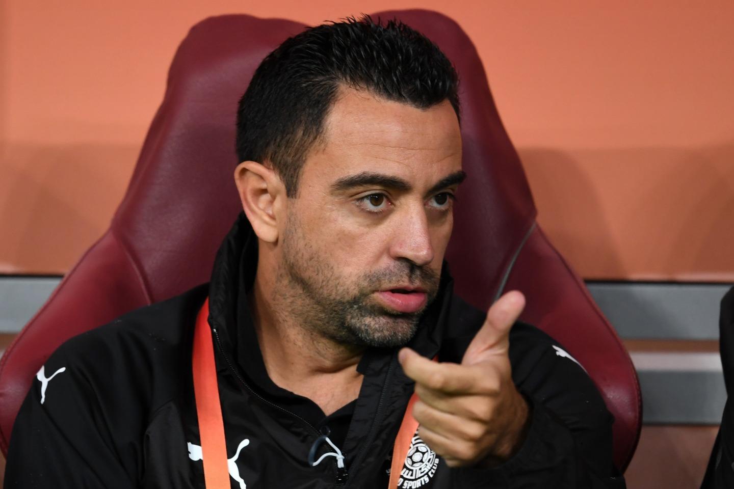 Espanhóis falam de situação limite para Xavi no Barcelona