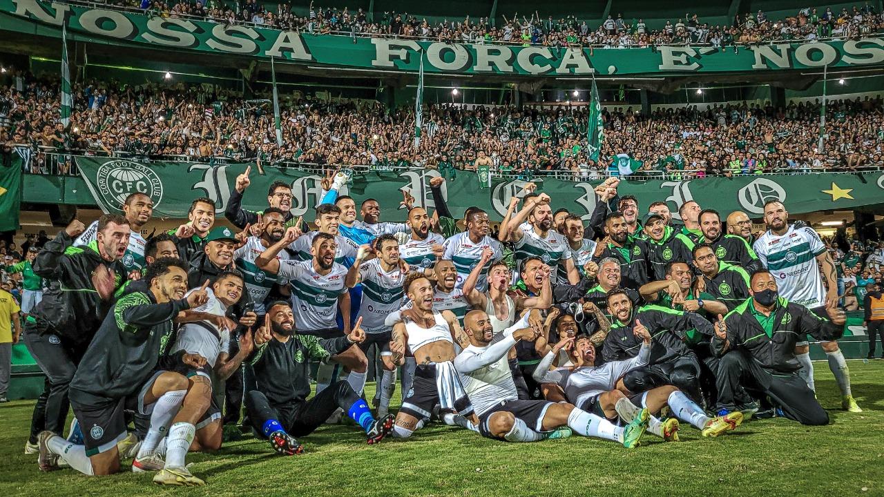 Coritiba vence o Operário e se aproxima do acesso para Série A