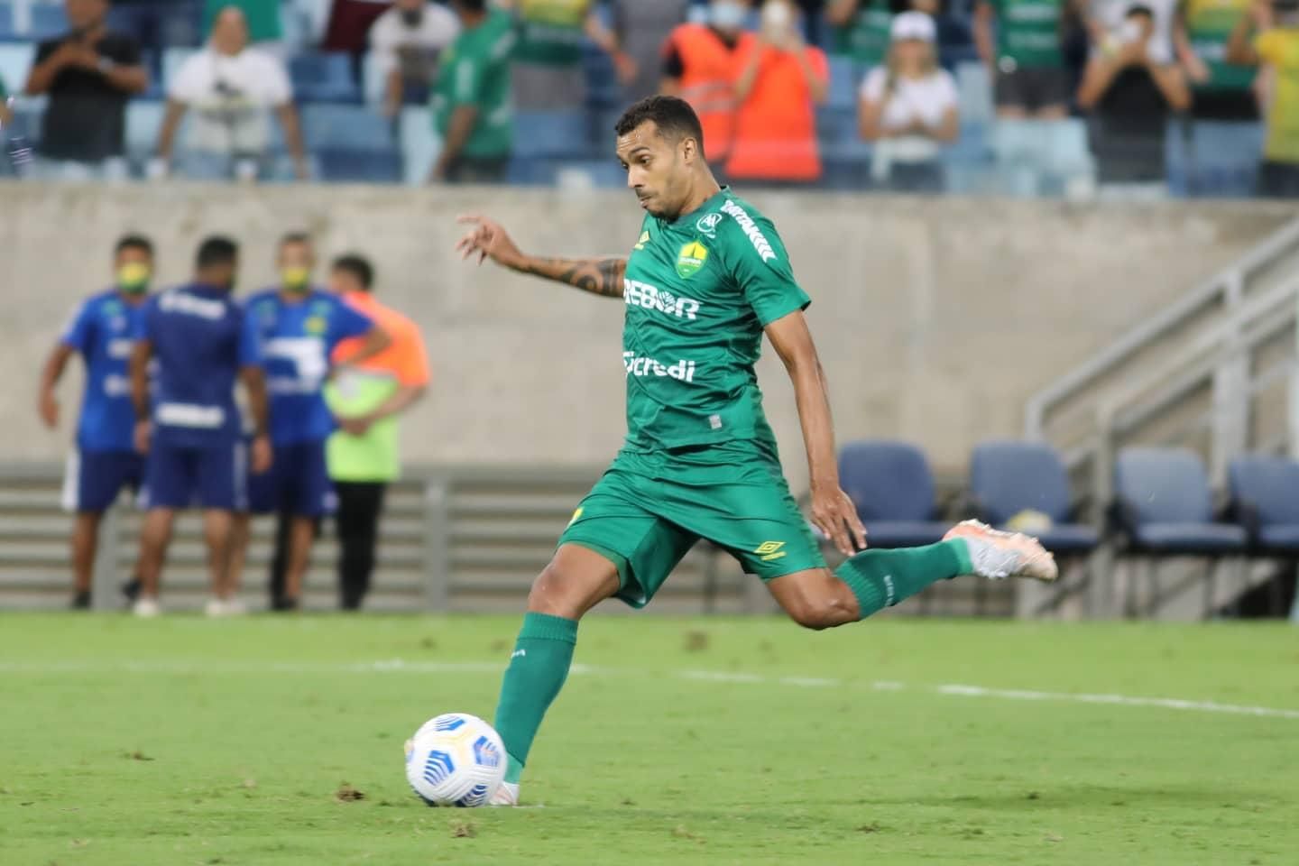 Agora é no campo: Walter revê Atlético-PR pela primeira vez jogando na  Arena, atlético-pr