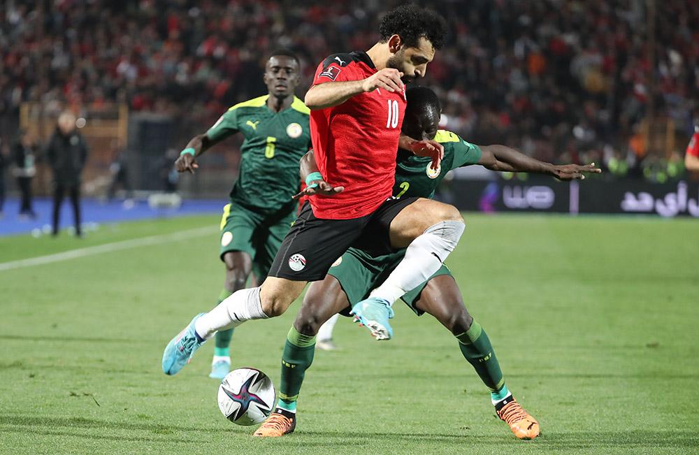 Holanda e Espanha fazem a reedição da final de 2010 na abertura do