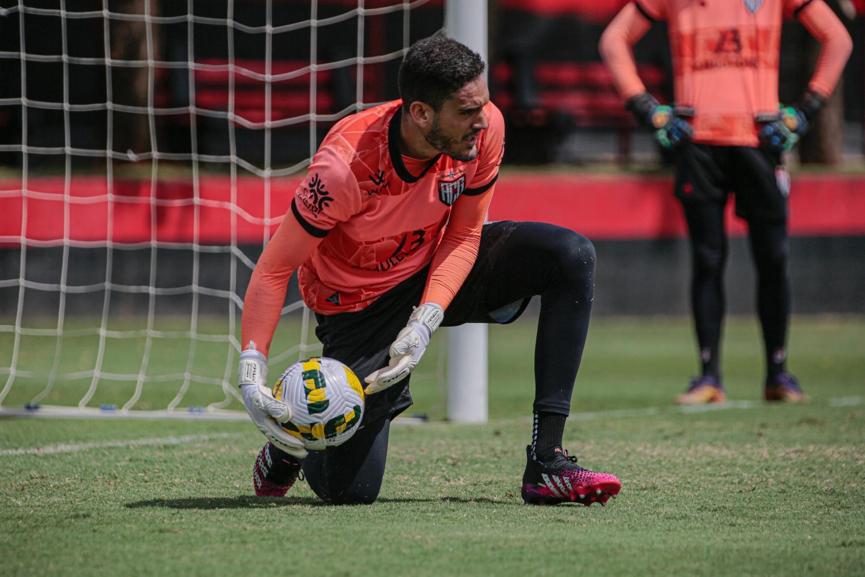 Cuiabá está em 12º após empate com São Paulo e retoma treinos hoje para  encarar o Sport – Só Notícias