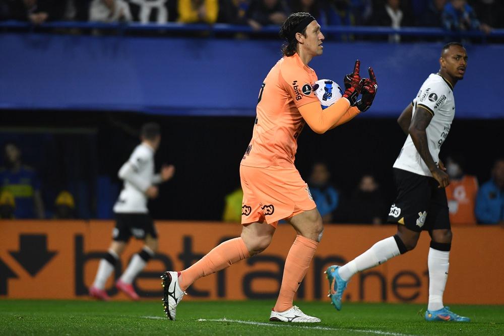 Mãos ao alto': a polêmica arbitragem do último Boca x Palmeiras - Placar -  O futebol sem barreiras para você