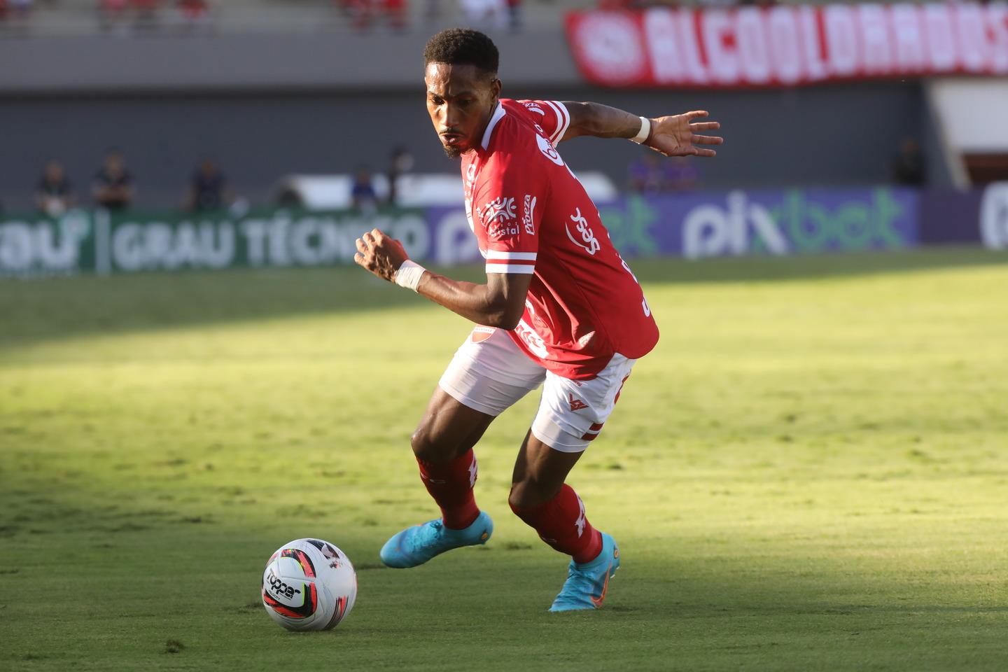 Jogo do Santos termina com bombas e invasão na Vila Be ABC do ABC