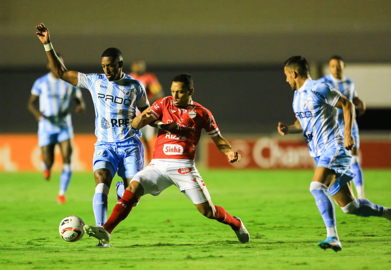 Em jogo morno pela Série B, Vila Nova e Londrina empatam por 0 a 0