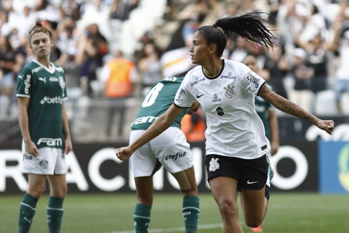 Brasileiro feminino paga ao campeão Corinthians 0,87% do prêmio da Série A