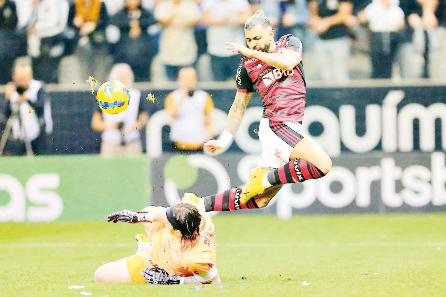 Corinthians e São Paulo empataram em 1 a 1 - Futebol em Foco