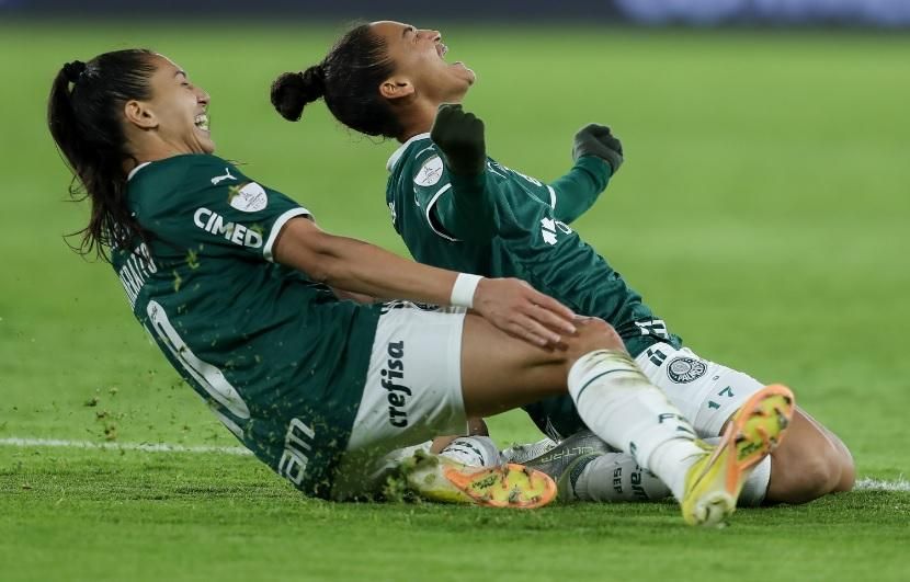 São Paulo empata com a Ferroviária e ergue taça do Campeonato Paulista  Feminino Sub-17 - Lance!