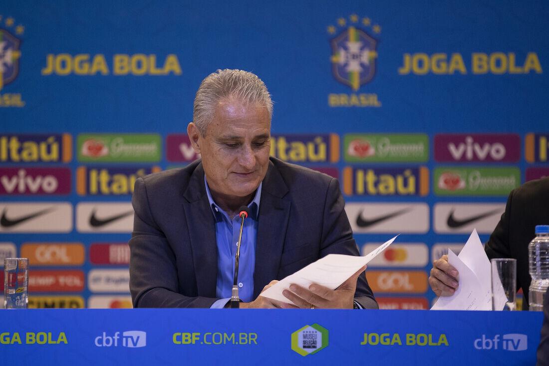 Tite diz que Alex Sandro não deve jogar contra a Croácia: 'Vai depender do  treino de hoje