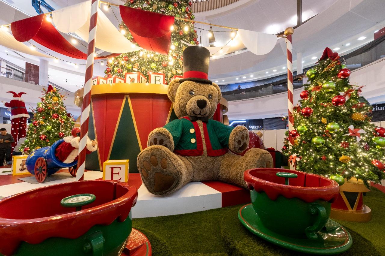 CENÁRIO VILA NATALINA ÁRVORE DE NATAL COM NOEL - Senhor Natal