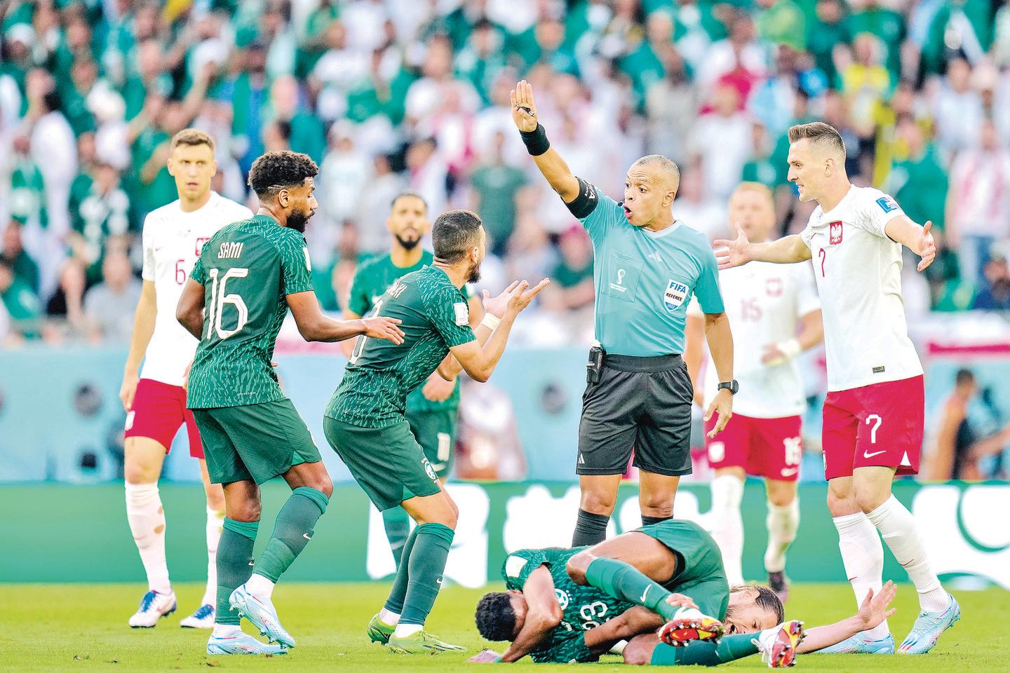 Quem vai apitar o jogo do Brasil nas quartas de final da Copa?