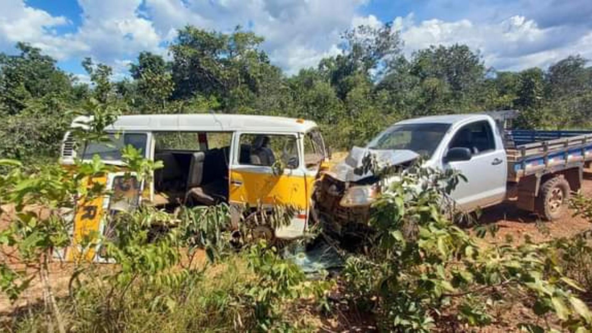 Quebrado por dentro, diz motorista após perder filho em caminhão